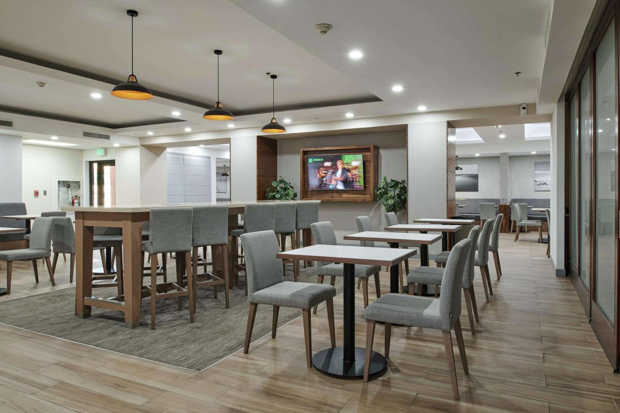 Hampton Inn Ciudad Juarez Ngoại thất bức ảnh